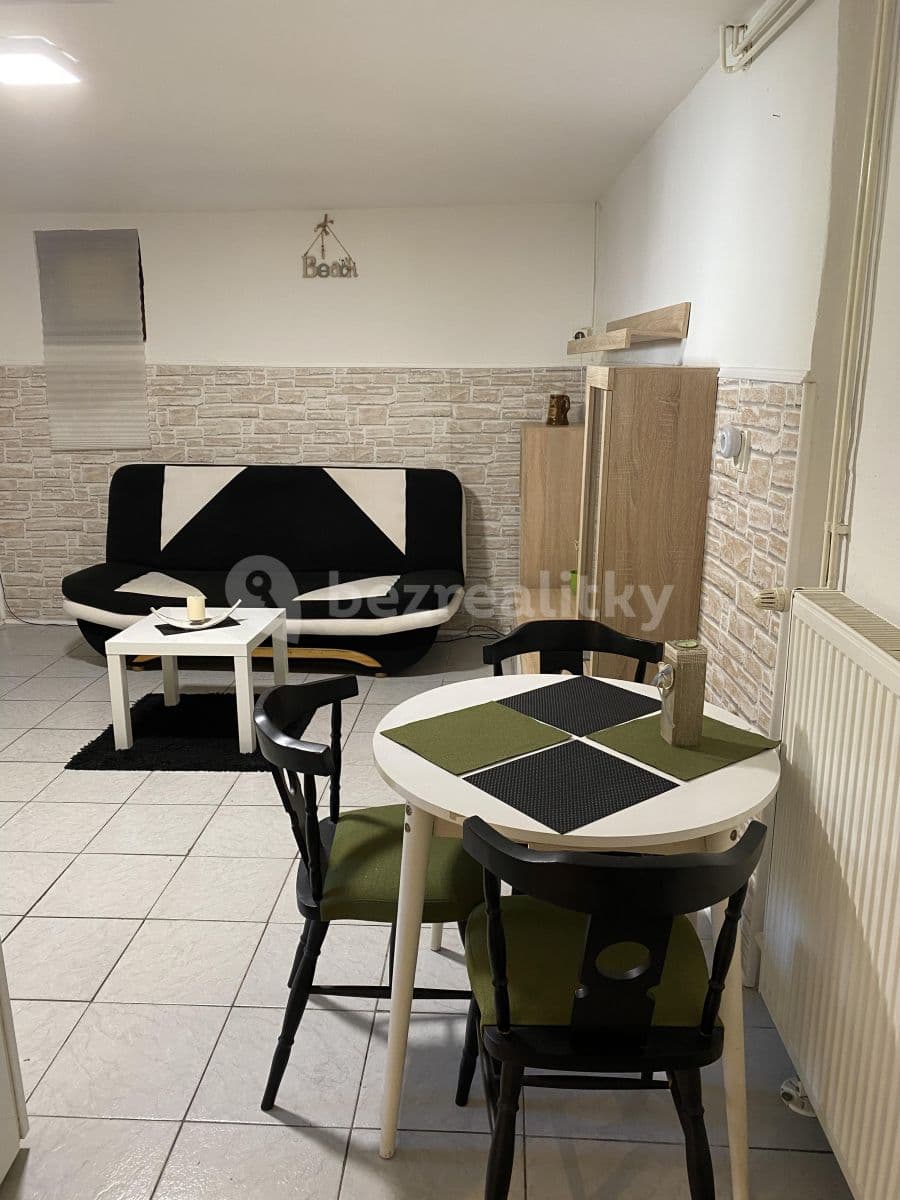 Pronájem bytu 1+1 50 m², Pilské Údolí, Boskovice, Jihomoravský kraj Pronájem bytu 1+1 50 m², Pilské Údolí, Boskovice, Jihomoravský kraj