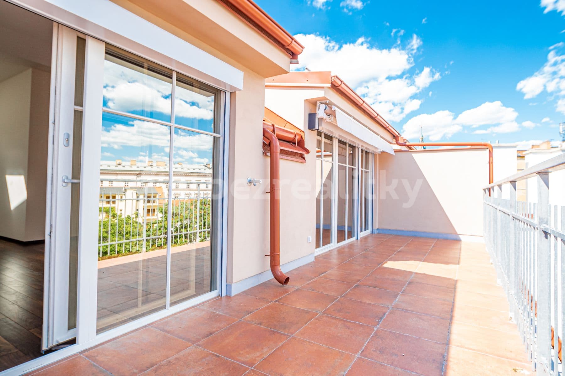 Pronájem bytu 5+kk 184 m², Lípová, Praha, Praha Pronájem bytu 5+kk 184 m², Lípová, Praha, Praha