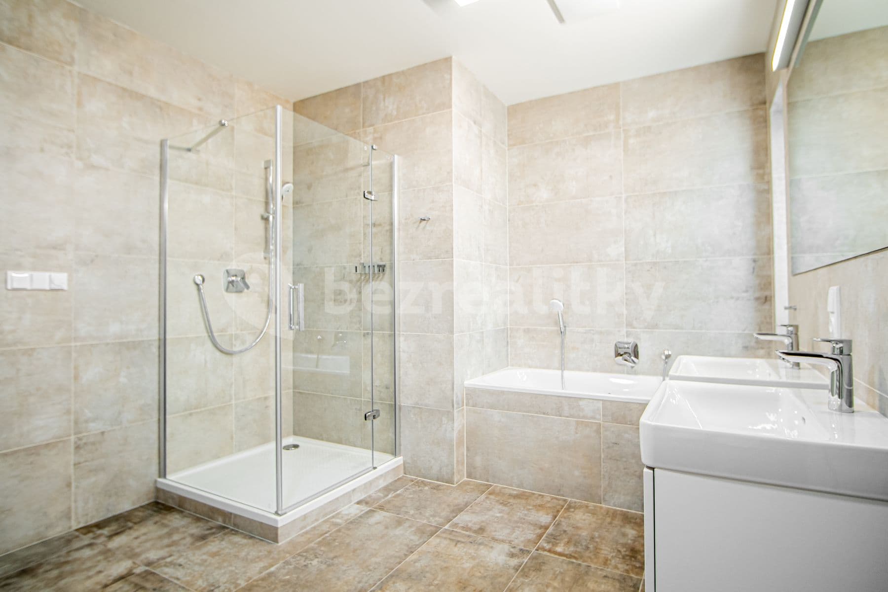 Pronájem bytu 5+kk 184 m², Lípová, Praha, Praha Pronájem bytu 5+kk 184 m², Lípová, Praha, Praha