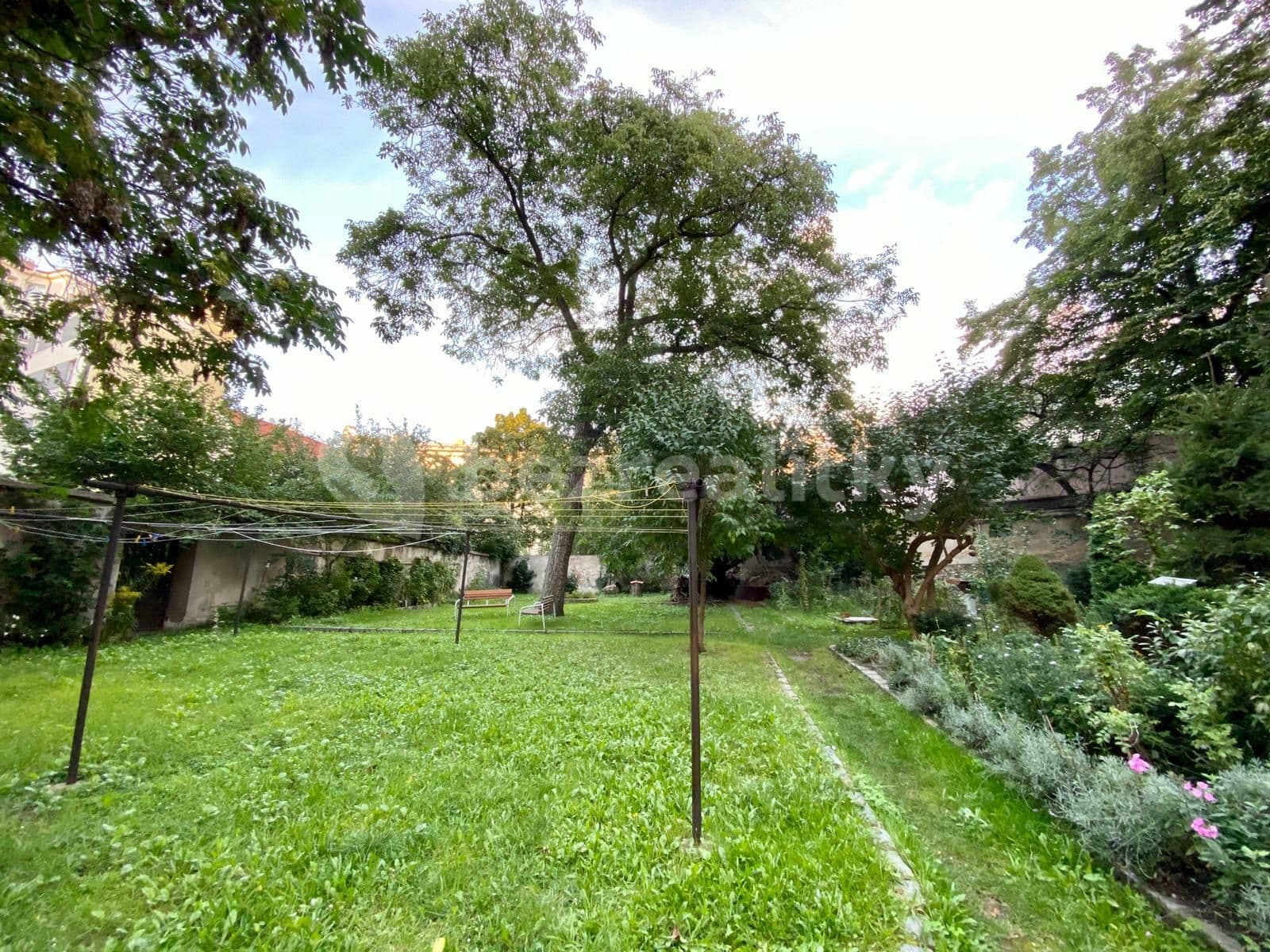 Pronájem bytu 5+kk 184 m², Lípová, Praha, Praha Pronájem bytu 5+kk 184 m², Lípová, Praha, Praha