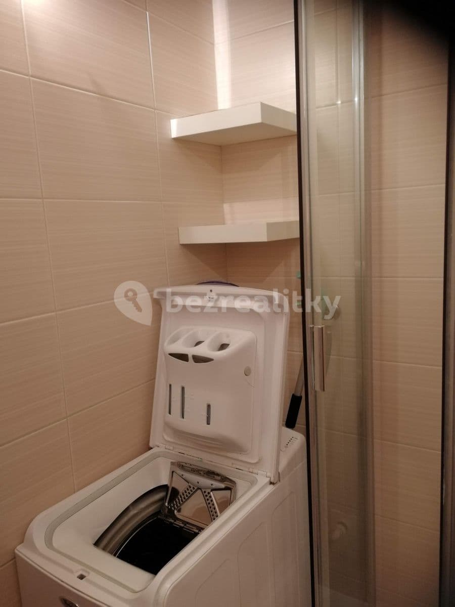 Pronájem bytu 2+1 43 m², Radarová, Ružinov, Bratislavský kraj Pronájem bytu 2+1 43 m², Radarová, Ružinov, Bratislavský kraj