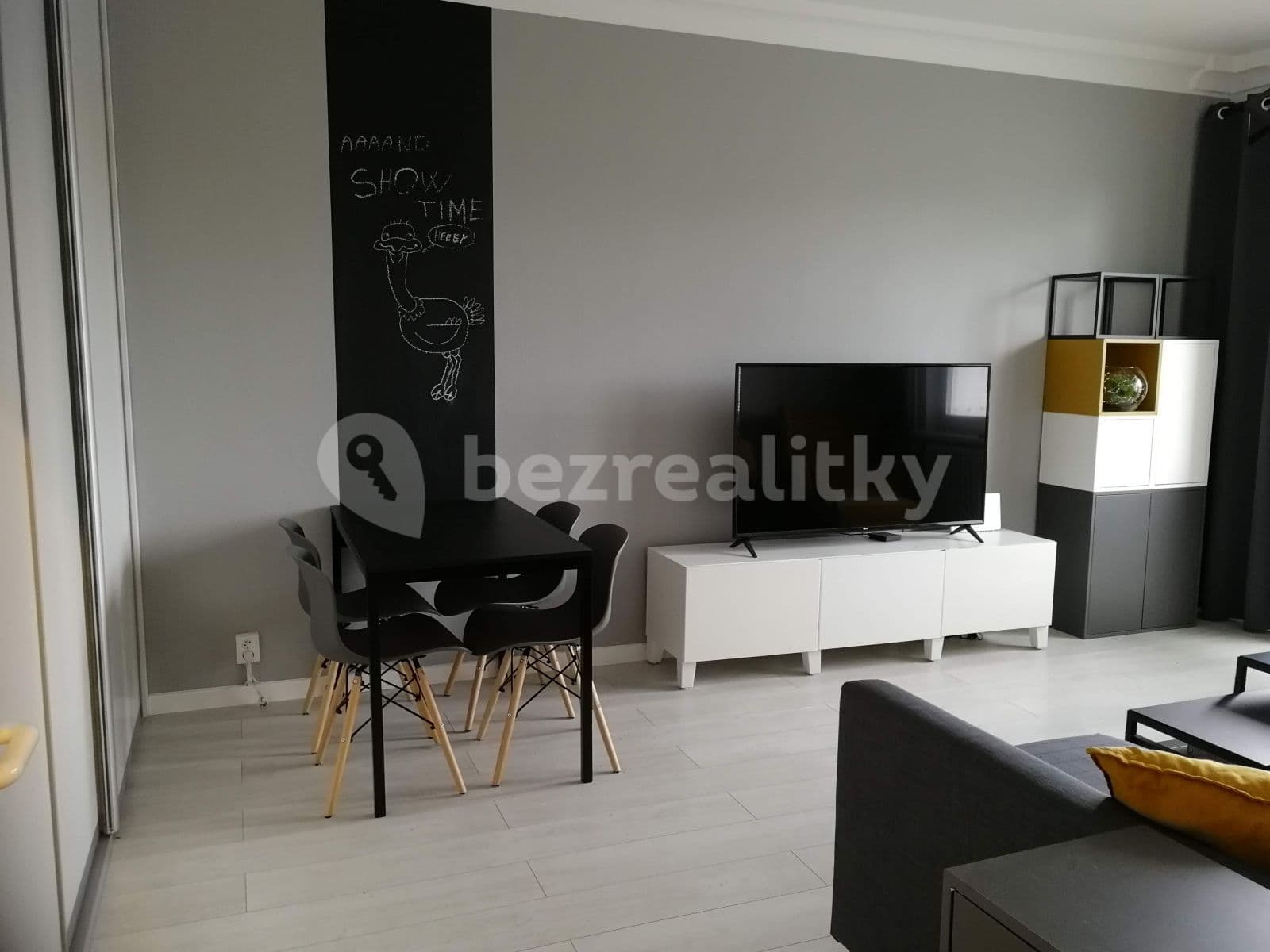Pronájem bytu 2+1 43 m², Radarová, Ružinov, Bratislavský kraj Pronájem bytu 2+1 43 m², Radarová, Ružinov, Bratislavský kraj