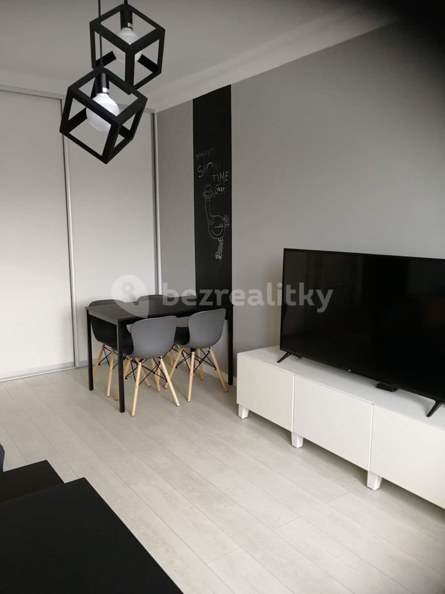 Pronájem bytu 2+1 43 m², Radarová, Ružinov, Bratislavský kraj Pronájem bytu 2+1 43 m², Radarová, Ružinov, Bratislavský kraj