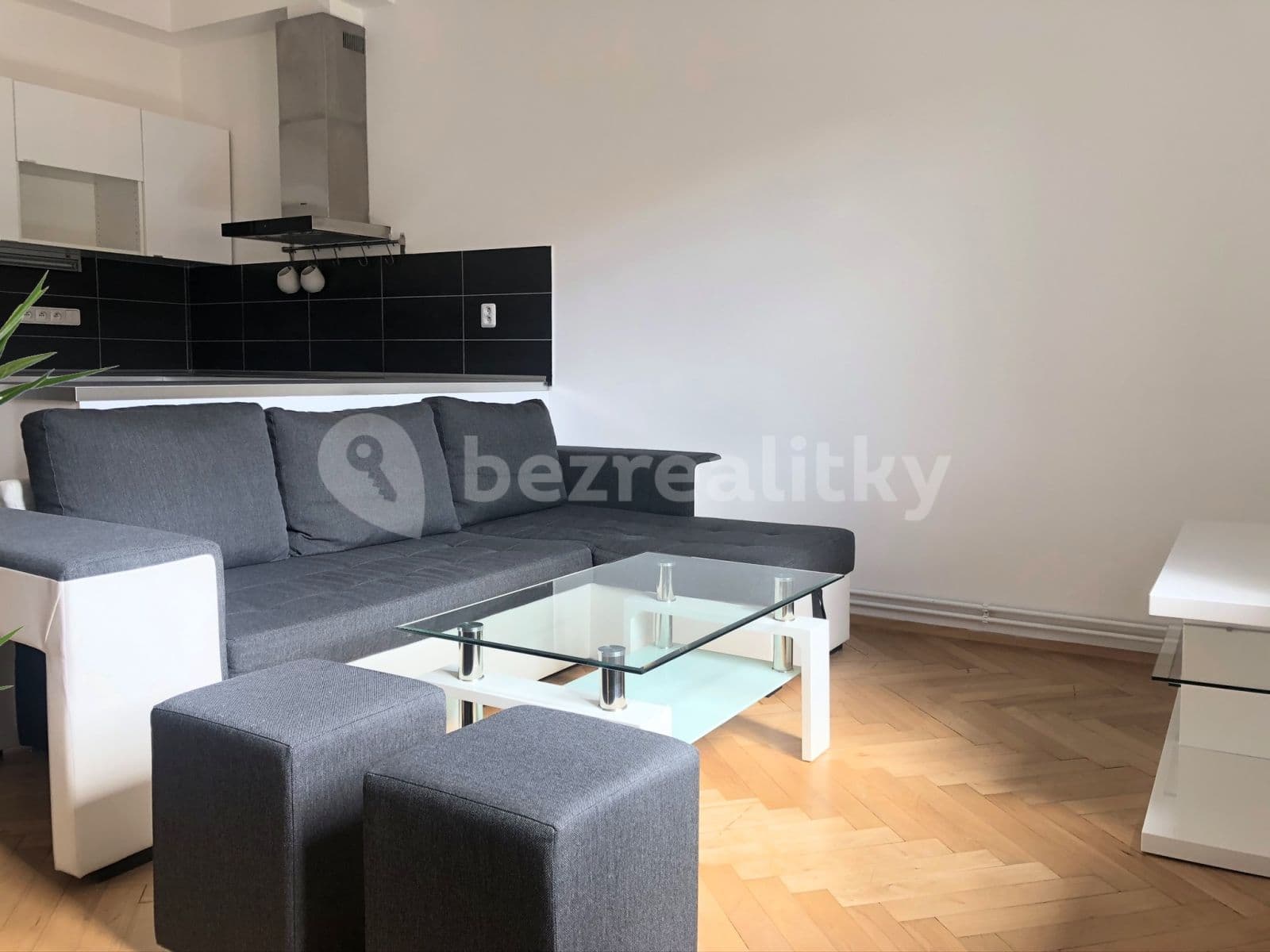 Pronájem bytu 2+kk 60 m², Průběžná, Praha, Praha Pronájem bytu 2+kk 60 m², Průběžná, Praha, Praha