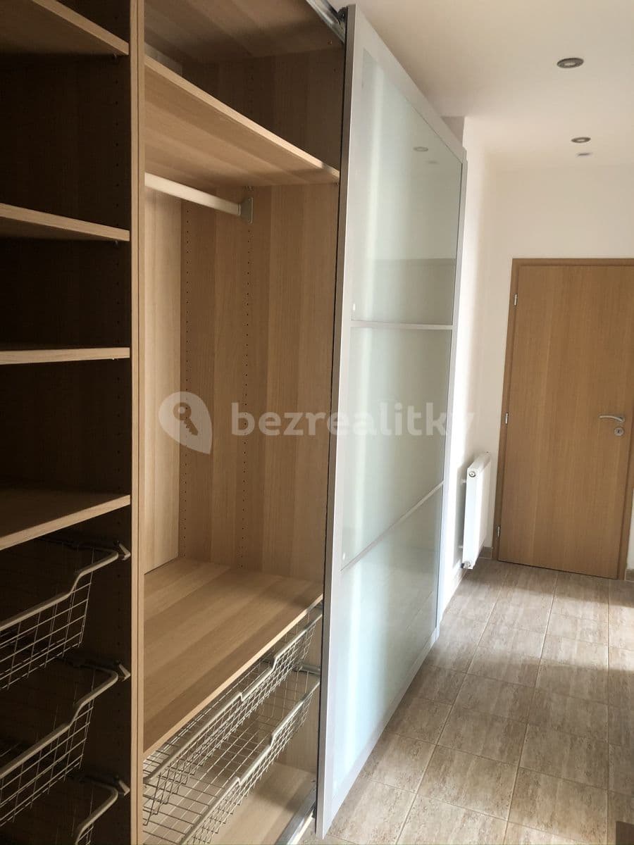 Pronájem bytu 2+kk 60 m², Průběžná, Praha, Praha Pronájem bytu 2+kk 60 m², Průběžná, Praha, Praha