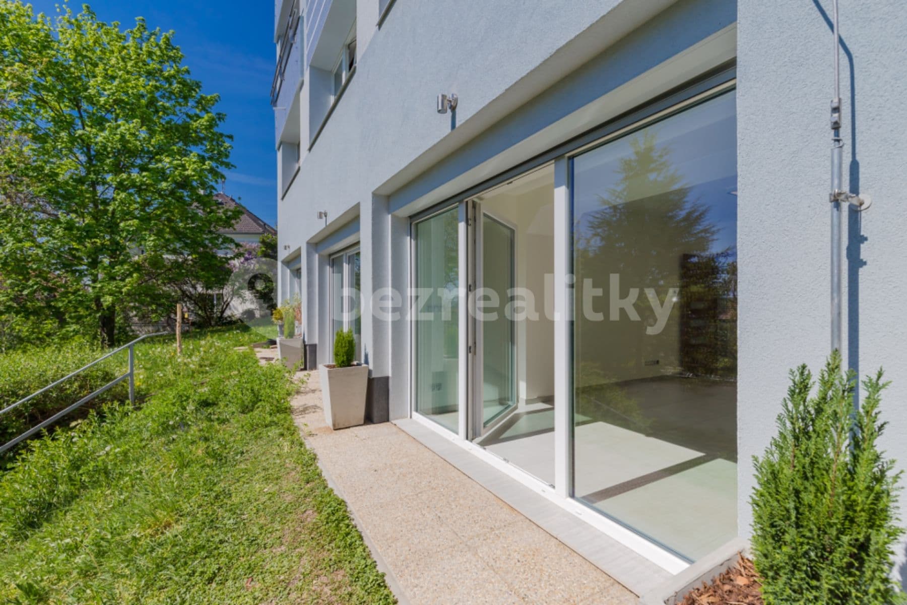 Pronájem bytu 1+kk 28 m², Na Vysočanských Vinicích, Praha, Praha Pronájem bytu 1+kk 28 m², Na Vysočanských Vinicích, Praha, Praha