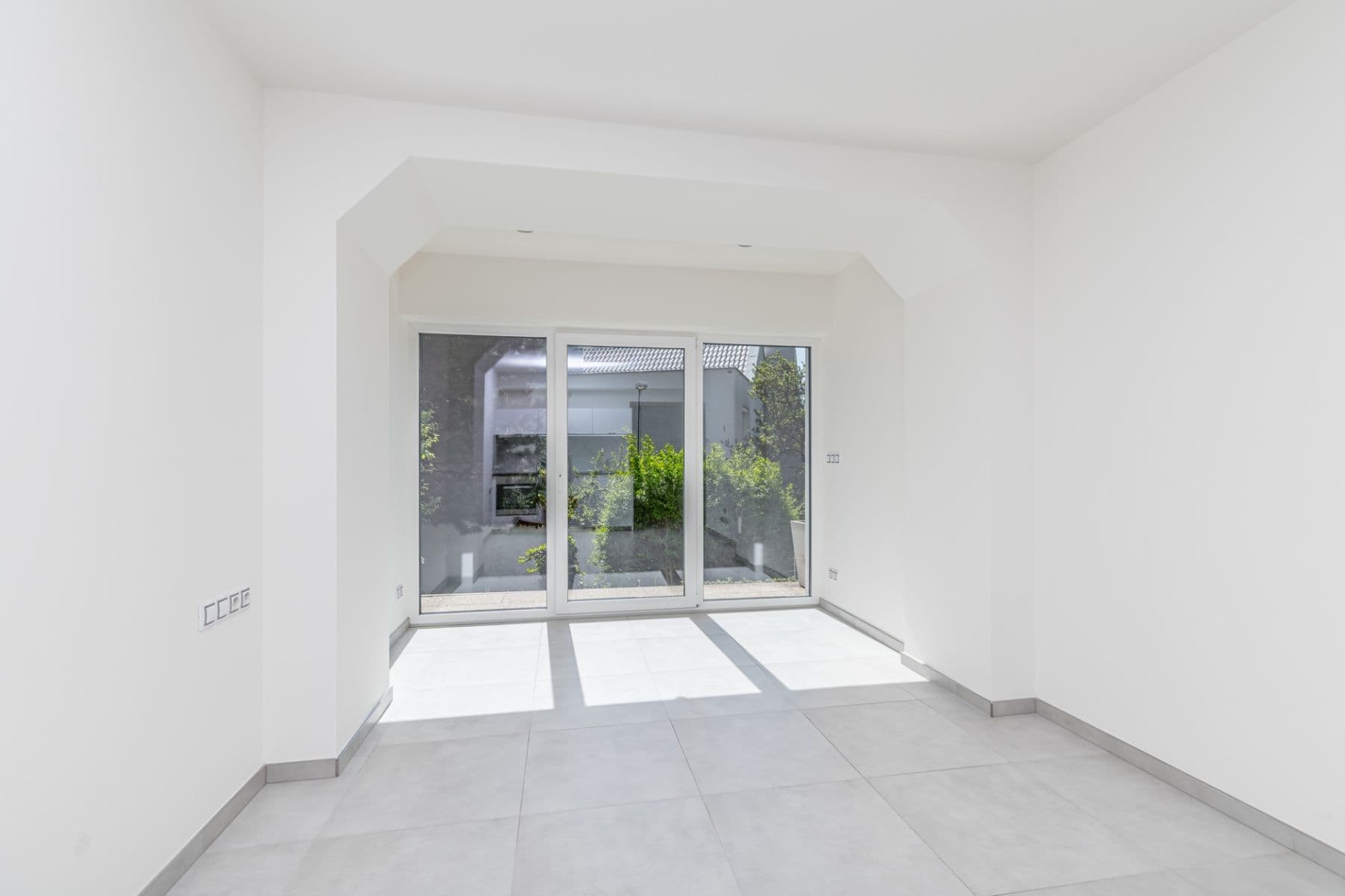 Pronájem bytu 1+kk 28 m², Na Vysočanských Vinicích, Praha, Praha Pronájem bytu 1+kk 28 m², Na Vysočanských Vinicích, Praha, Praha
