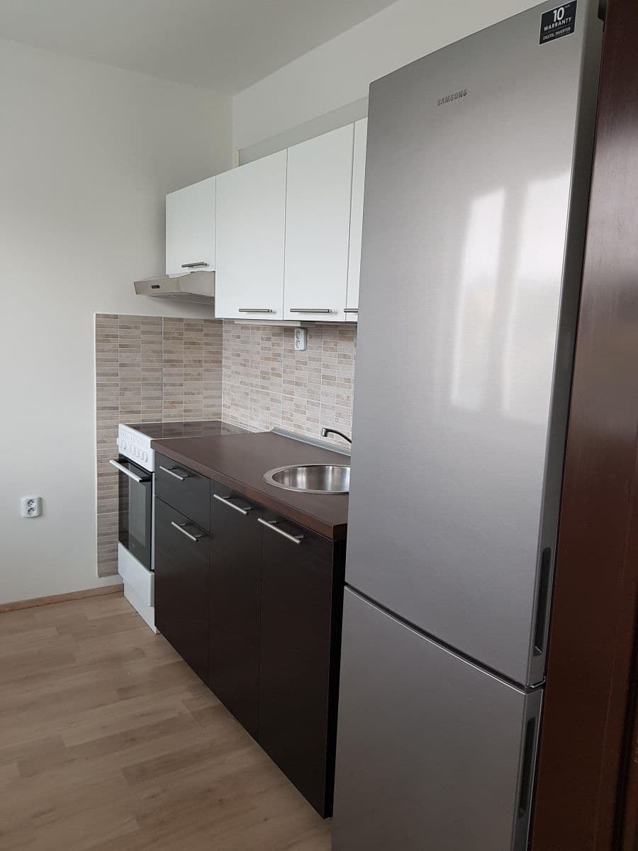 Pronájem bytu 2+1 56 m², Hvězdná, Liberec, Liberecký kraj Pronájem bytu 2+1 56 m², Hvězdná, Liberec, Liberecký kraj