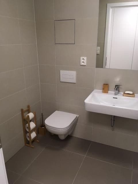 Pronájem bytu 1+kk 33 m², Hlaváčkova, Praha, Praha Pronájem bytu 1+kk 33 m², Hlaváčkova, Praha, Praha