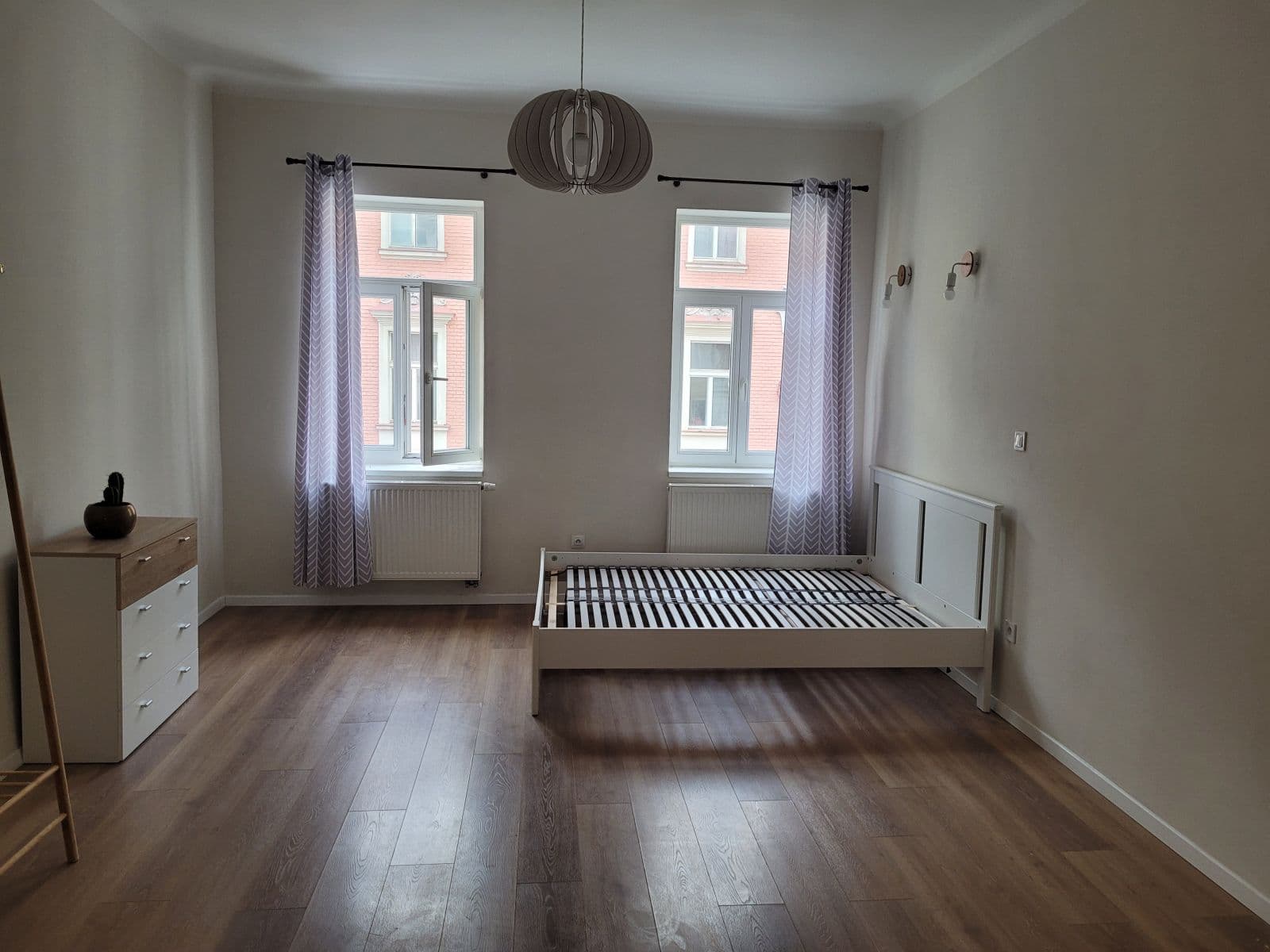 Pronájem bytu 1+1 43 m², Kamenická, Praha, Praha Pronájem bytu 1+1 43 m², Kamenická, Praha, Praha