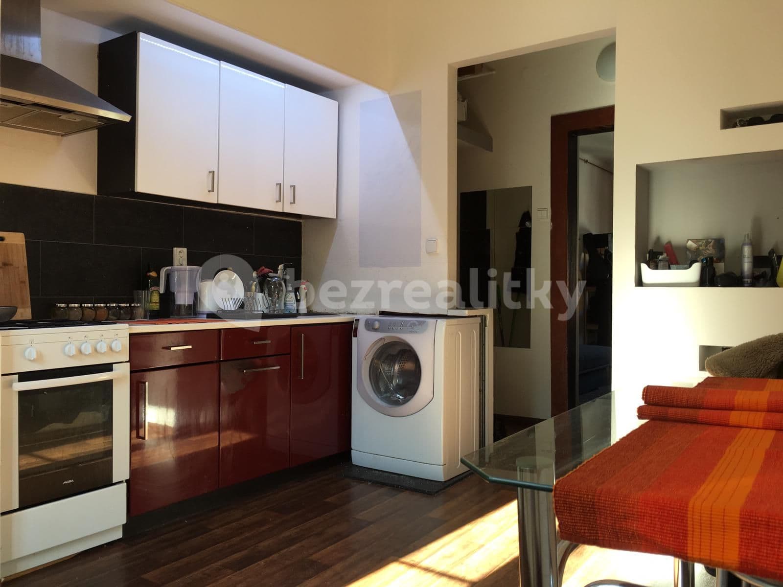 Pronájem bytu 1+1 30 m², Nad Koulkou, Praha, Praha Pronájem bytu 1+1 30 m², Nad Koulkou, Praha, Praha