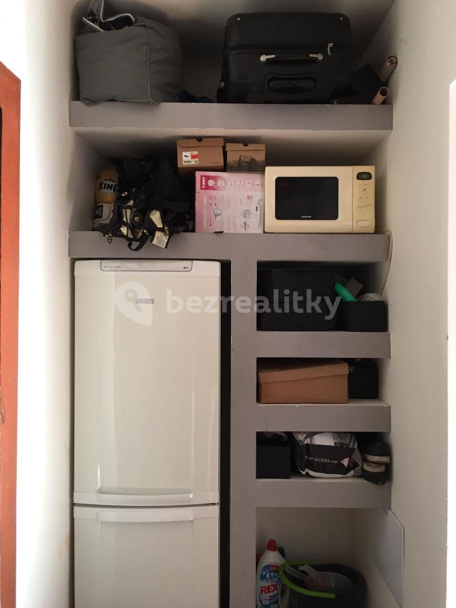 Pronájem bytu 1+1 30 m², Nad Koulkou, Praha, Praha Pronájem bytu 1+1 30 m², Nad Koulkou, Praha, Praha