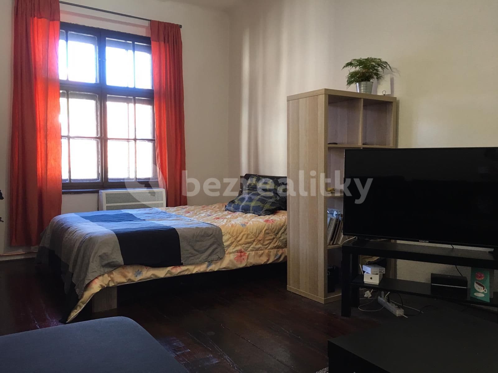 Pronájem bytu 1+1 30 m², Nad Koulkou, Praha, Praha Pronájem bytu 1+1 30 m², Nad Koulkou, Praha, Praha