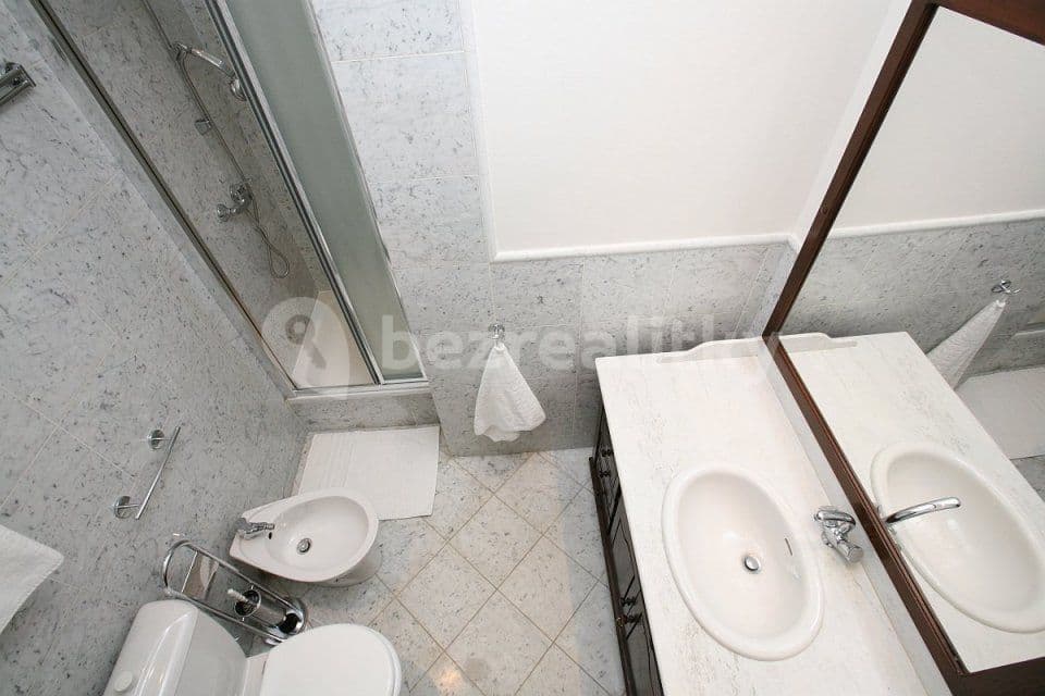 Pronájem bytu 2+kk 50 m², Korunní, Praha, Praha Pronájem bytu 2+kk 50 m², Korunní, Praha, Praha