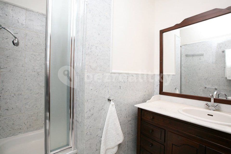 Pronájem bytu 2+kk 50 m², Korunní, Praha, Praha Pronájem bytu 2+kk 50 m², Korunní, Praha, Praha