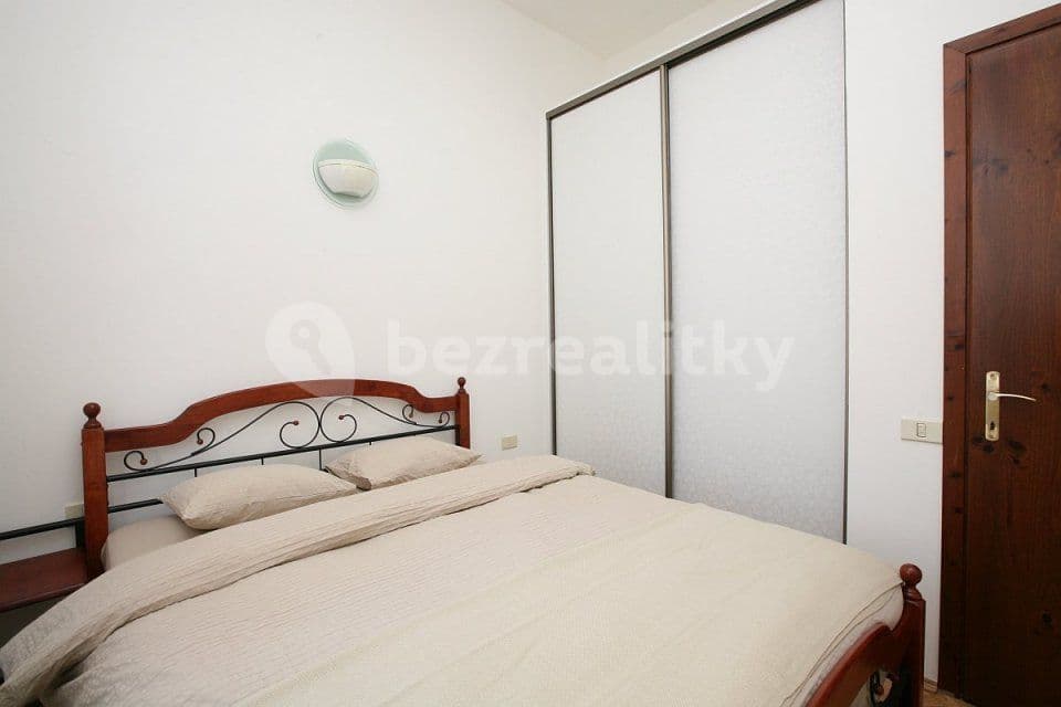 Pronájem bytu 2+kk 50 m², Korunní, Praha, Praha Pronájem bytu 2+kk 50 m², Korunní, Praha, Praha