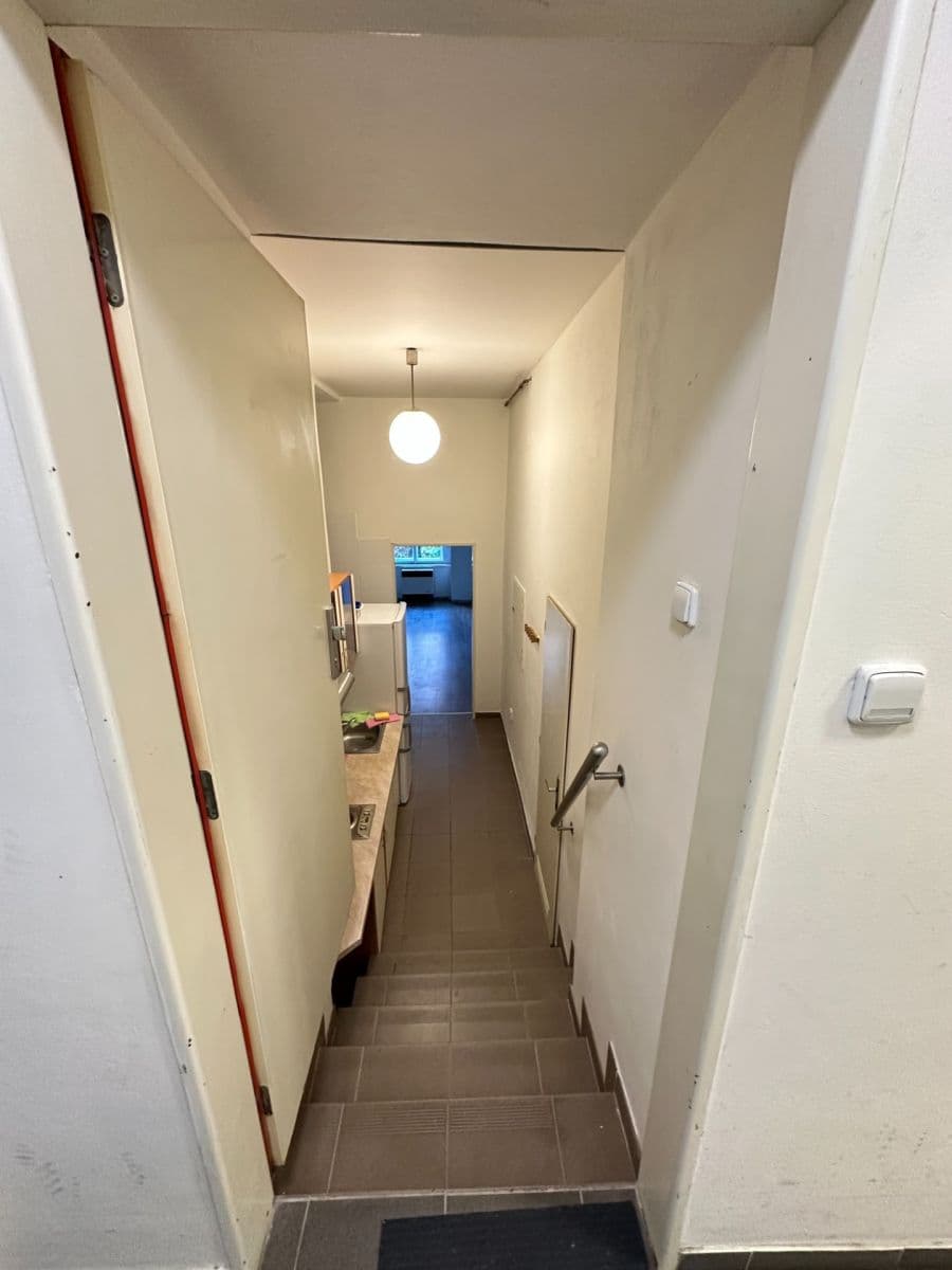 Pronájem bytu 1+1 24 m², Trojanova, Praha, Praha Pronájem bytu 1+1 24 m², Trojanova, Praha, Praha