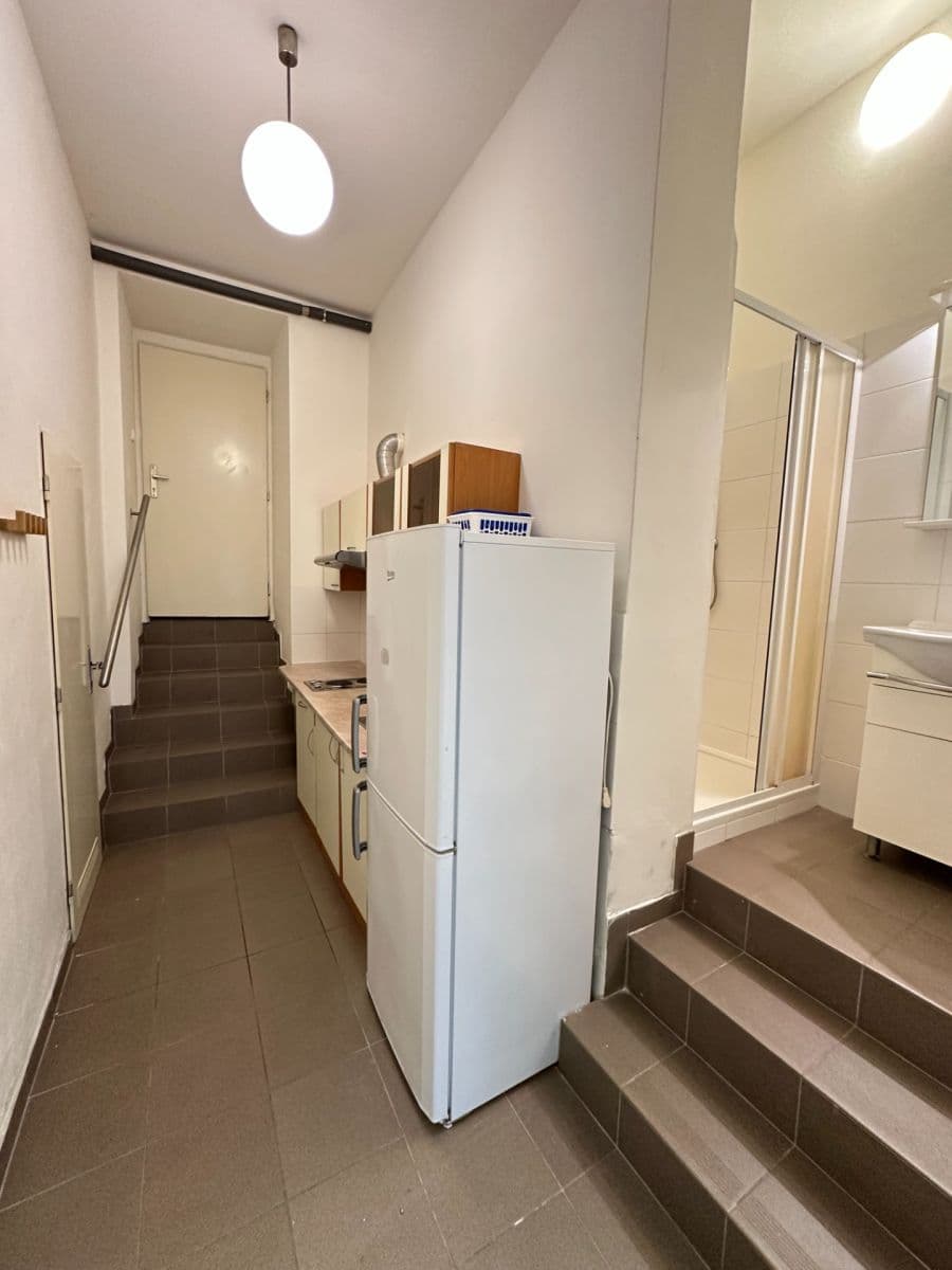 Pronájem bytu 1+1 24 m², Trojanova, Praha, Praha Pronájem bytu 1+1 24 m², Trojanova, Praha, Praha