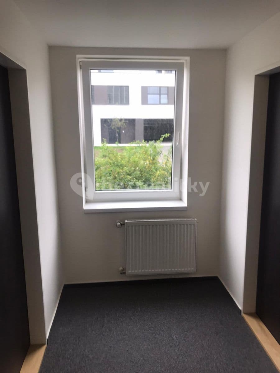 Pronájem bytu 1+kk 29 m², Souběžná Ⅱ, Praha, Praha Pronájem bytu 1+kk 29 m², Souběžná Ⅱ, Praha, Praha