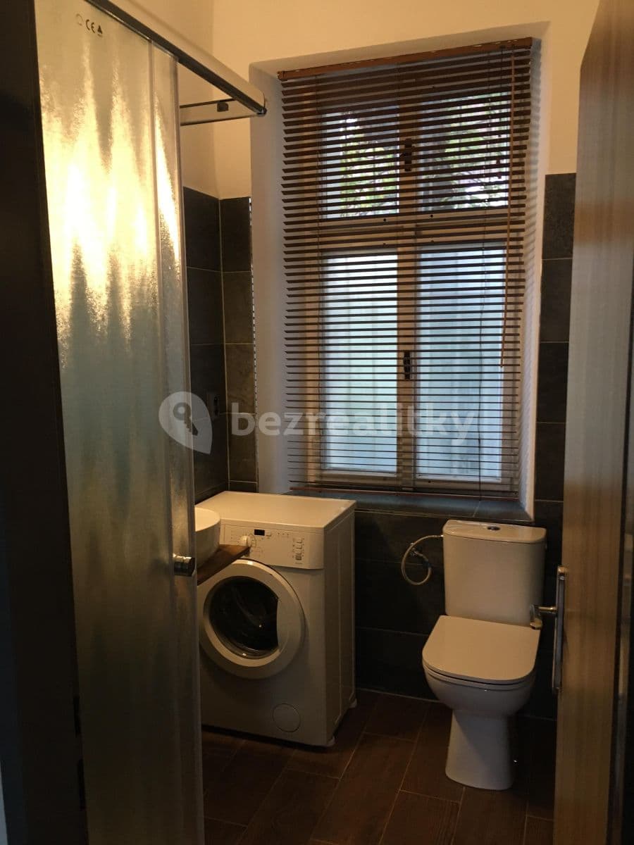 Pronájem bytu 2+kk 39 m², Husitská, Praha, Praha Pronájem bytu 2+kk 39 m², Husitská, Praha, Praha