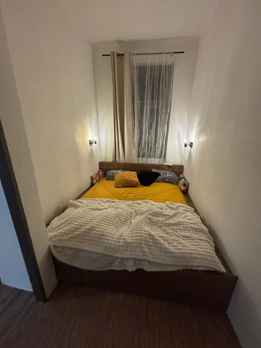 Pronájem bytu 2+kk 39 m², Husitská, Praha, Praha Pronájem bytu 2+kk 39 m², Husitská, Praha, Praha