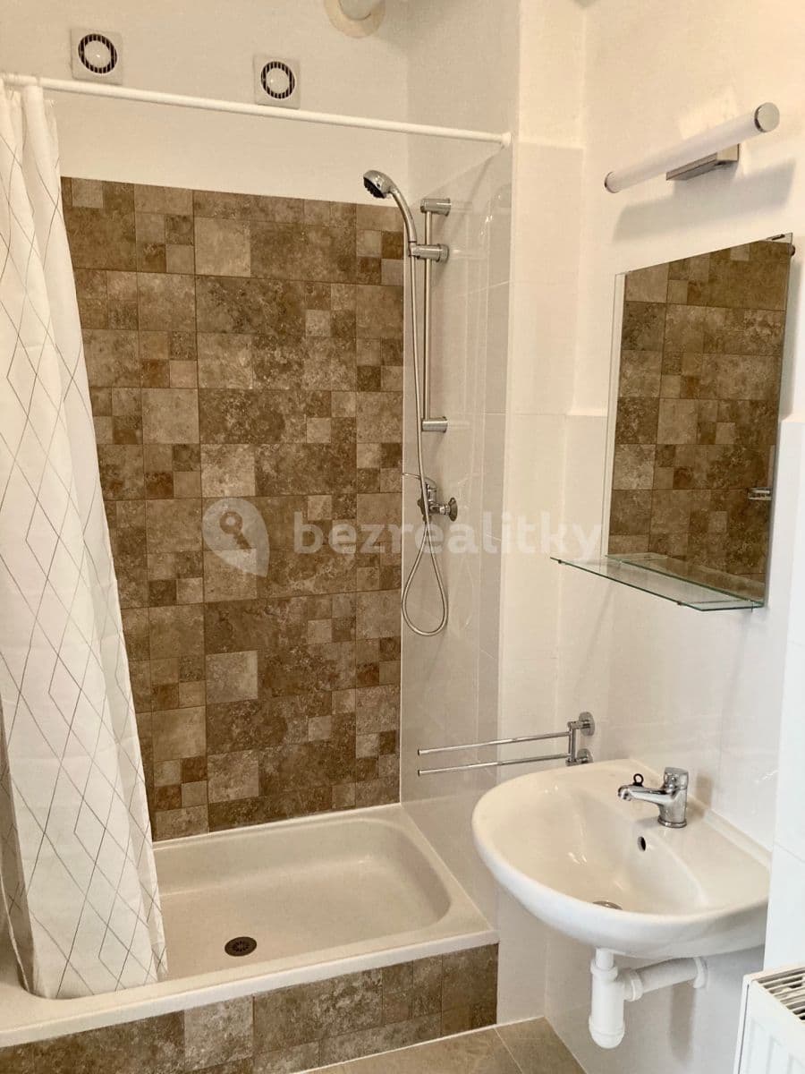 Pronájem bytu 1+1 36 m², Široká, Chrudim, Pardubický kraj Pronájem bytu 1+1 36 m², Široká, Chrudim, Pardubický kraj