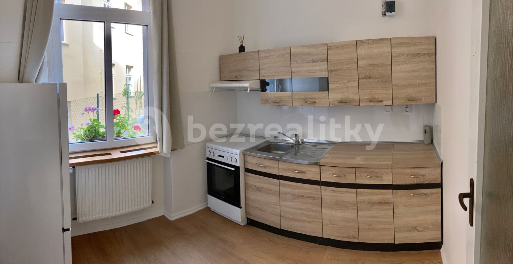 Pronájem bytu 1+1 36 m², Široká, Chrudim, Pardubický kraj Pronájem bytu 1+1 36 m², Široká, Chrudim, Pardubický kraj