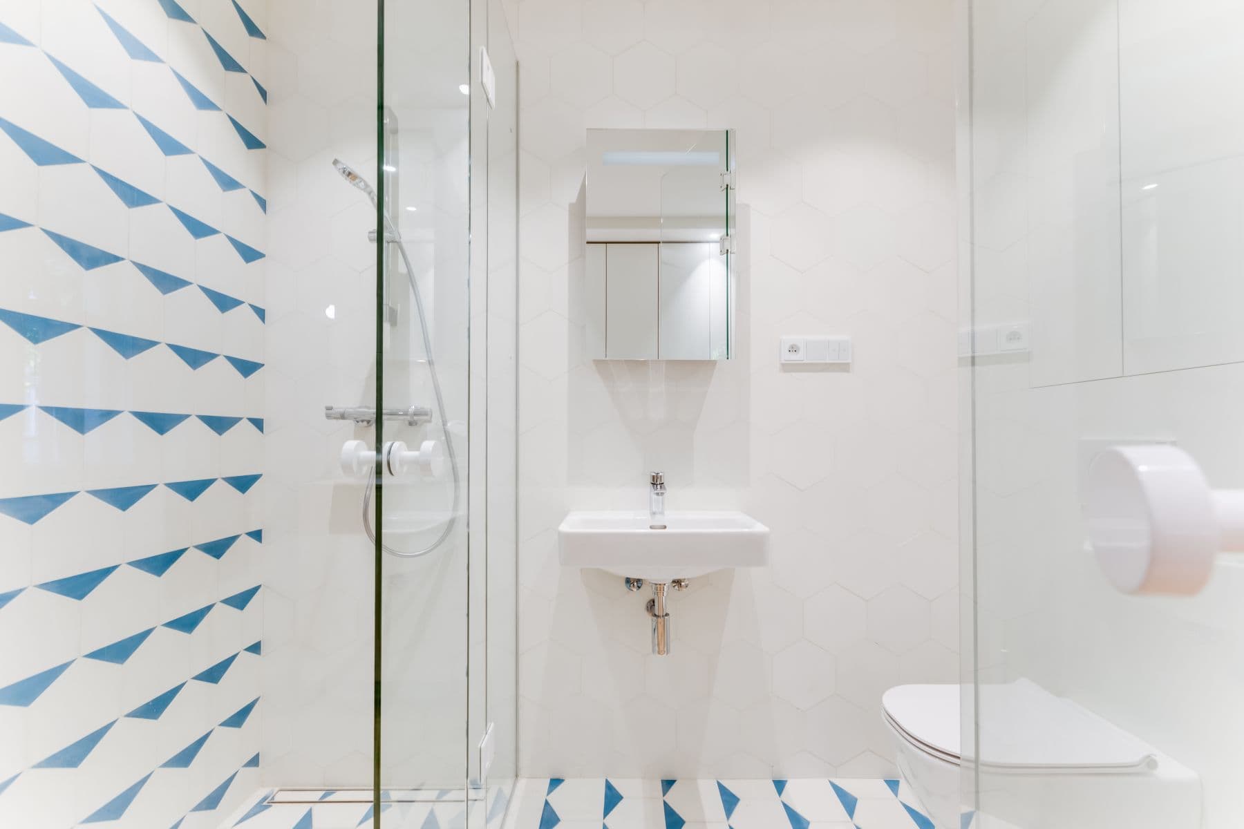 Pronájem bytu 2+kk 35 m², Pernerova, Praha, Praha Pronájem bytu 2+kk 35 m², Pernerova, Praha, Praha
