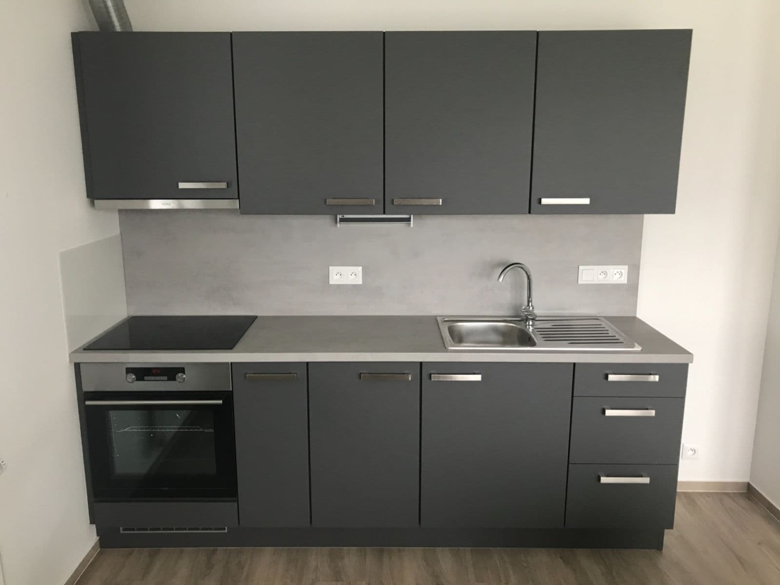 Pronájem bytu 1+kk 41 m², Zelnice II, Slavkov u Brna, Jihomoravský kraj Pronájem bytu 1+kk 41 m², Zelnice II, Slavkov u Brna, Jihomoravský kraj