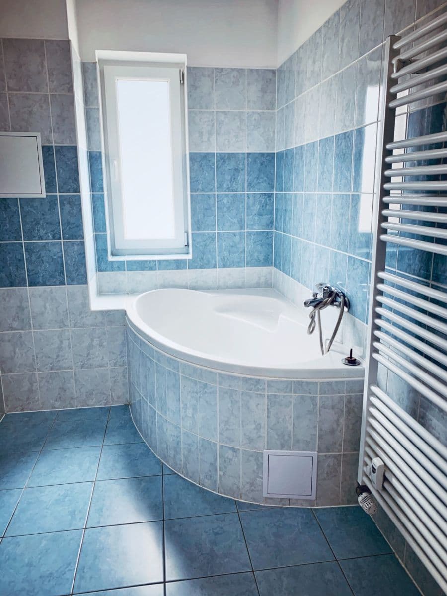 Pronájem bytu 2+kk 52 m², Armádní, Milovice, Středočeský kraj Pronájem bytu 2+kk 52 m², Armádní, Milovice, Středočeský kraj