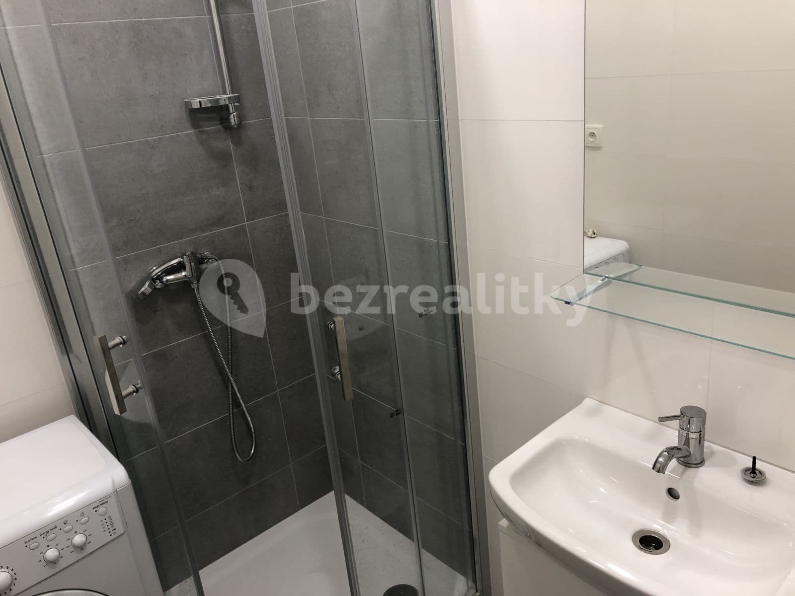 Pronájem bytu 3+kk 67 m², Podolská, Praha, Praha Pronájem bytu 3+kk 67 m², Podolská, Praha, Praha