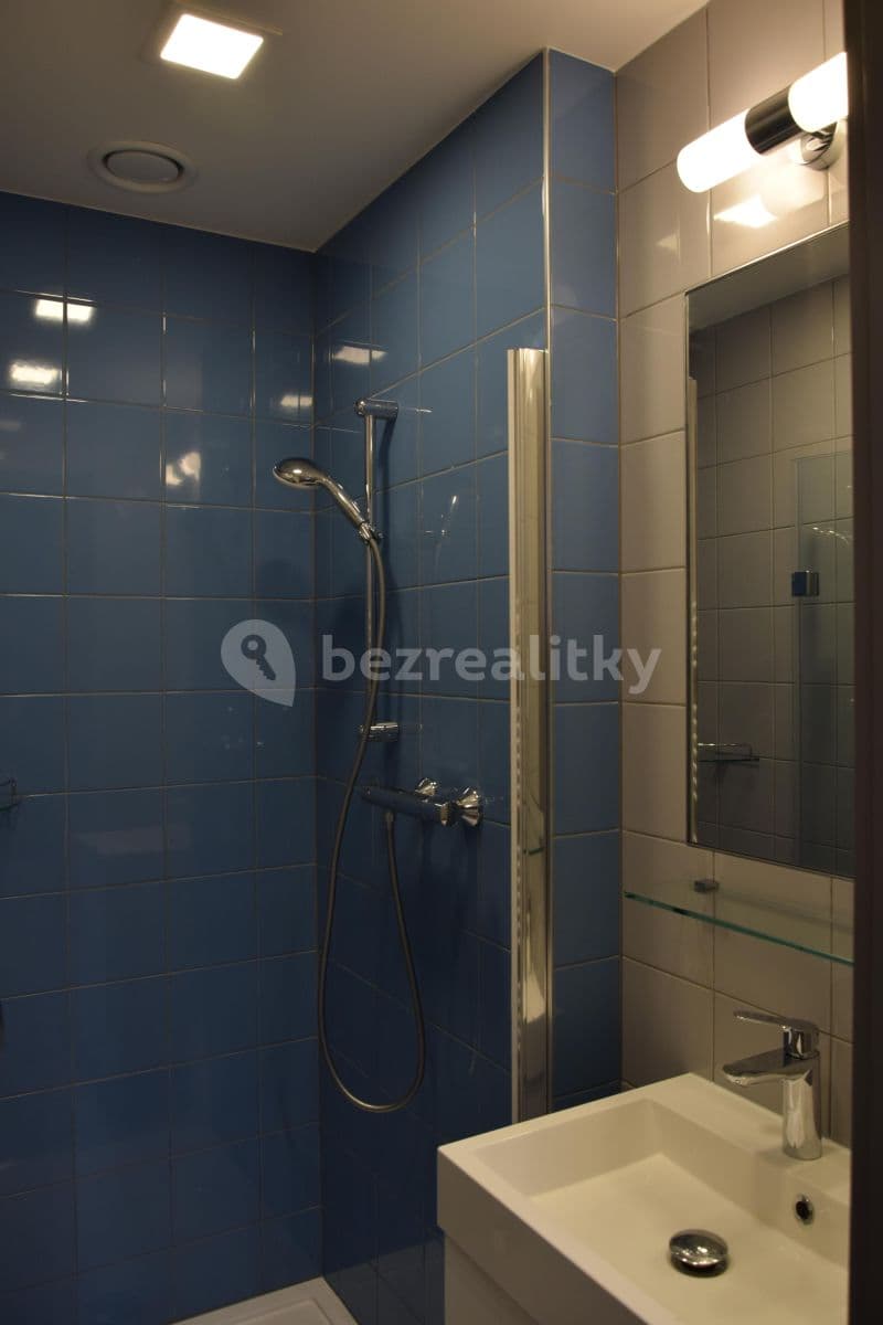 Pronájem bytu 2+1 55 m², Čajkovského, Praha, Praha Pronájem bytu 2+1 55 m², Čajkovského, Praha, Praha