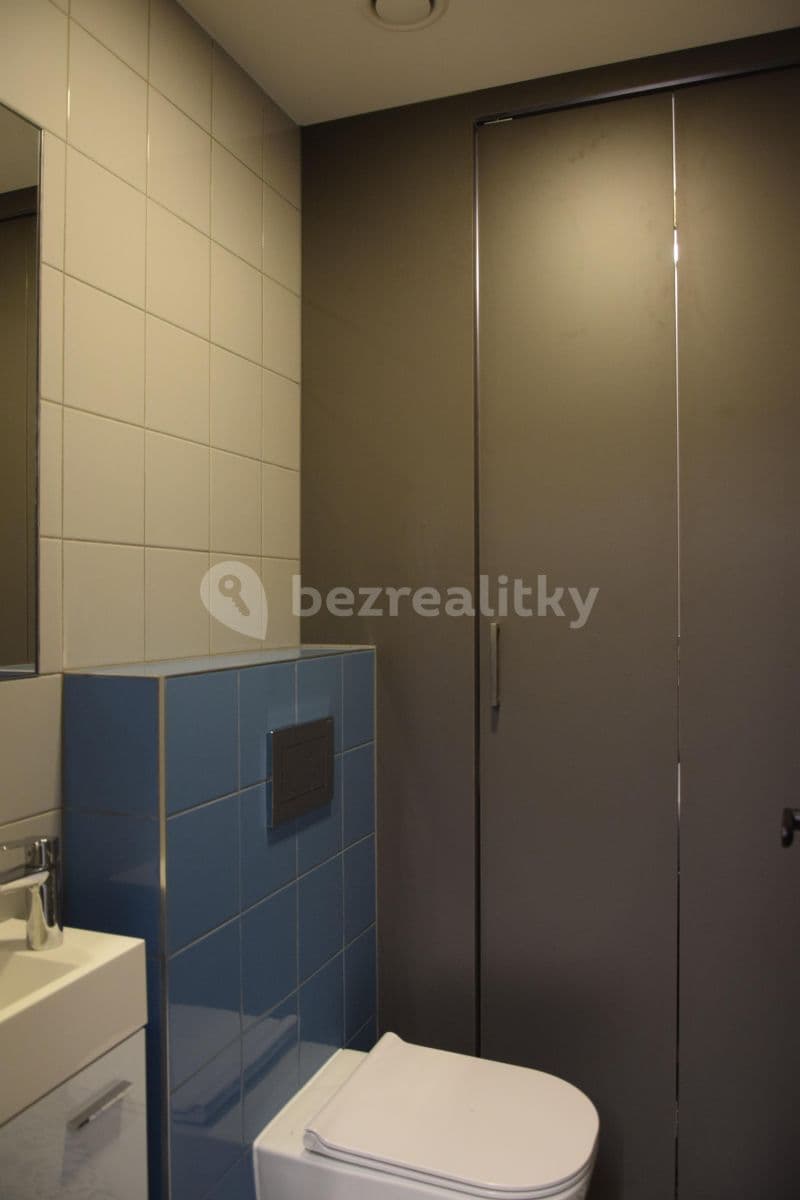 Pronájem bytu 2+1 55 m², Čajkovského, Praha, Praha Pronájem bytu 2+1 55 m², Čajkovského, Praha, Praha