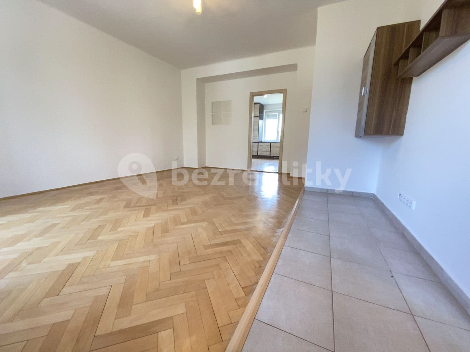 Pronájem bytu 2+1 54 m², Šumperská, Praha, Praha