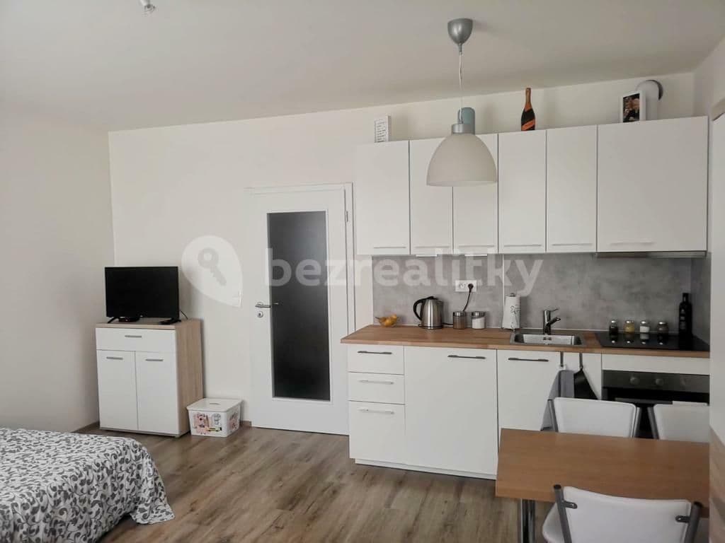 Pronájem bytu 1+kk 34 m², Škrábkových, Praha, Praha Pronájem bytu 1+kk 34 m², Škrábkových, Praha, Praha