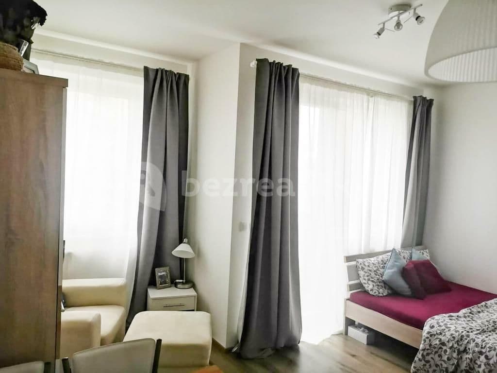 Pronájem bytu 1+kk 34 m², Škrábkových, Praha, Praha Pronájem bytu 1+kk 34 m², Škrábkových, Praha, Praha