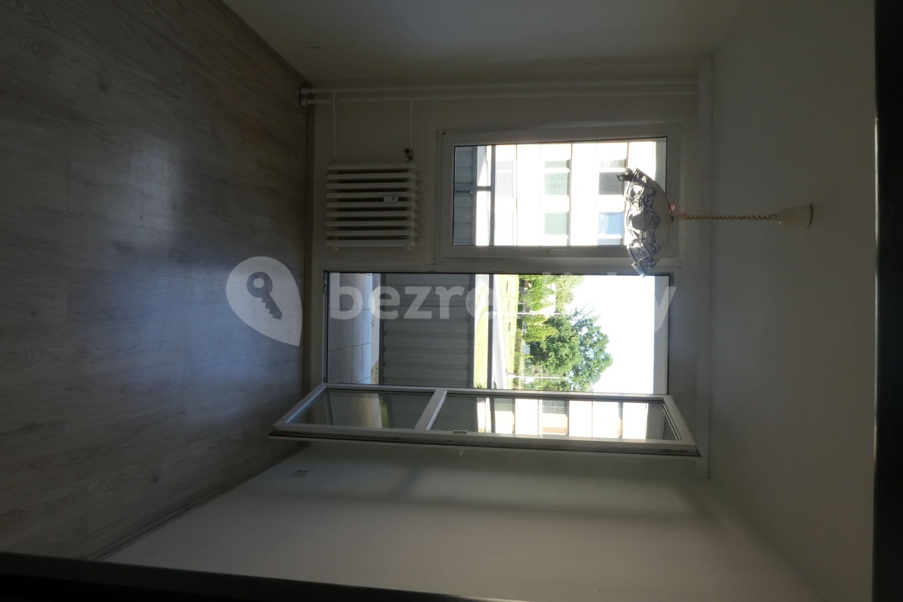 Pronájem bytu 2+1 49 m², Benešovská, Kladno, Středočeský kraj Pronájem bytu 2+1 49 m², Benešovská, Kladno, Středočeský kraj