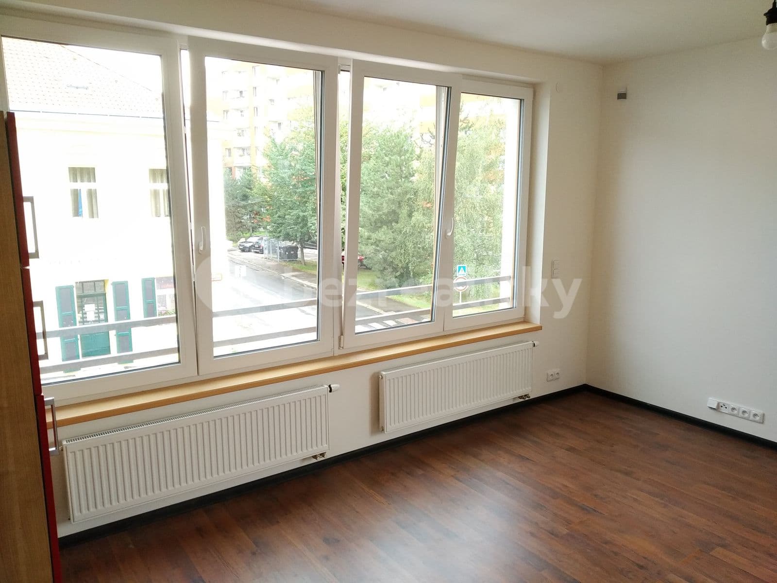 Pronájem bytu 2+1 56 m², K Rybníčkům, Praha, Praha Pronájem bytu 2+1 56 m², K Rybníčkům, Praha, Praha