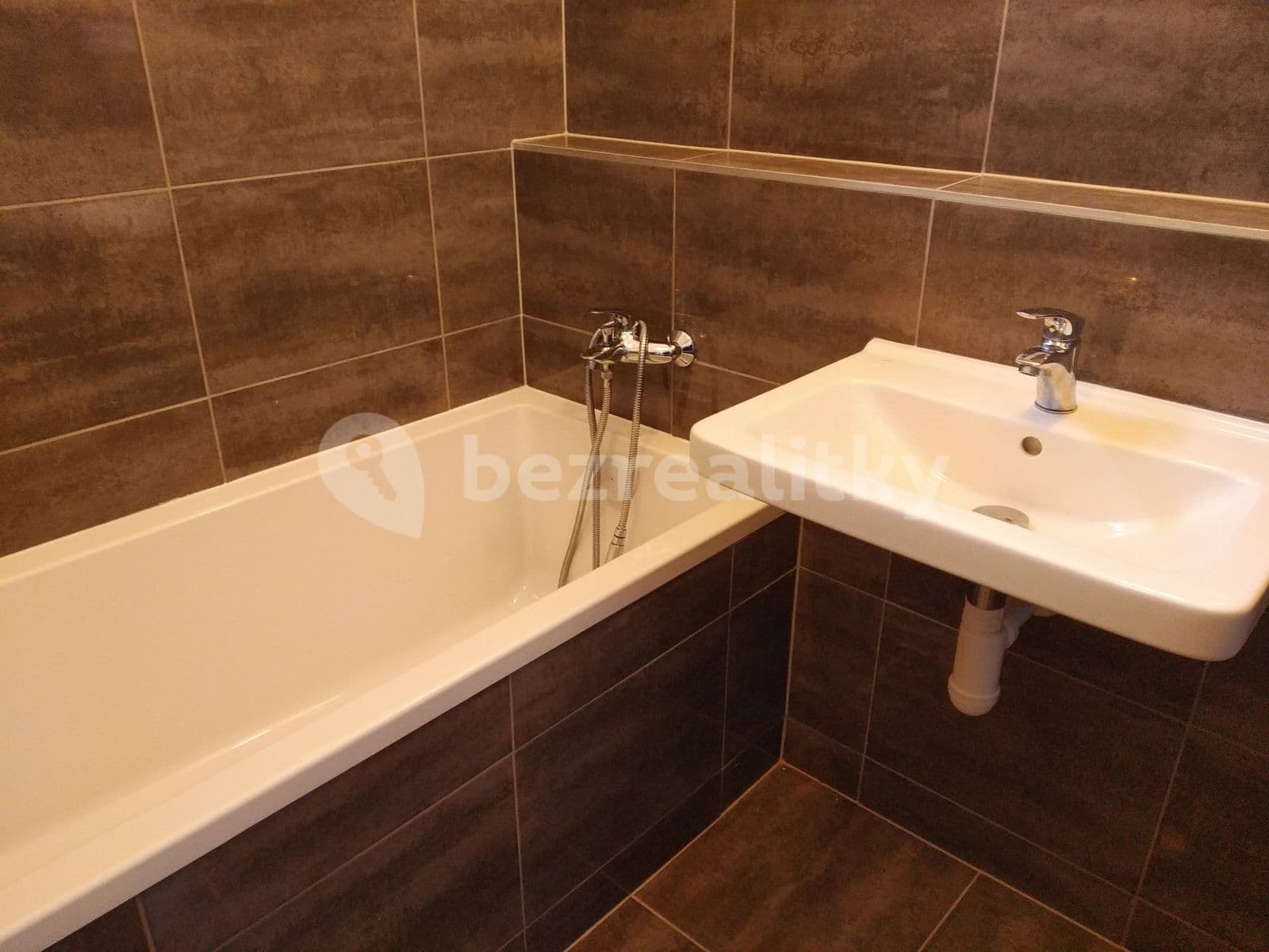 Pronájem bytu 2+1 56 m², K Rybníčkům, Praha, Praha Pronájem bytu 2+1 56 m², K Rybníčkům, Praha, Praha