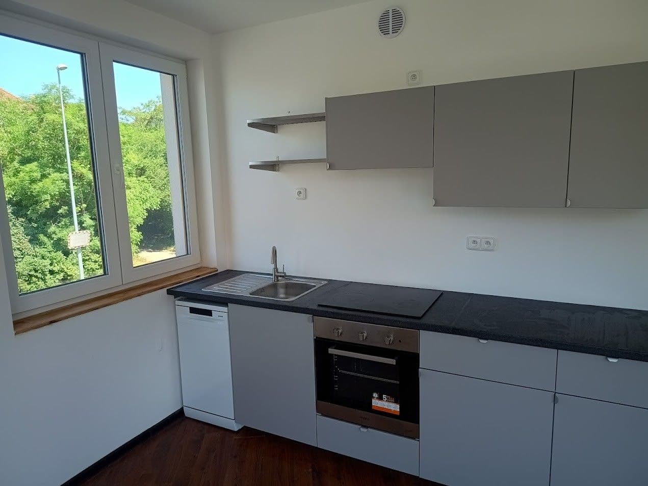 Pronájem bytu 2+1 56 m², K Rybníčkům, Praha, Praha Pronájem bytu 2+1 56 m², K Rybníčkům, Praha, Praha