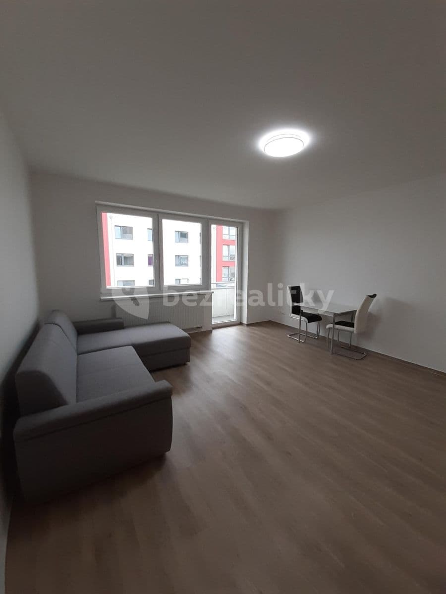 Pronájem bytu 1+kk 35 m², Zelnice II, Slavkov u Brna, Jihomoravský kraj Pronájem bytu 1+kk 35 m², Zelnice II, Slavkov u Brna, Jihomoravský kraj