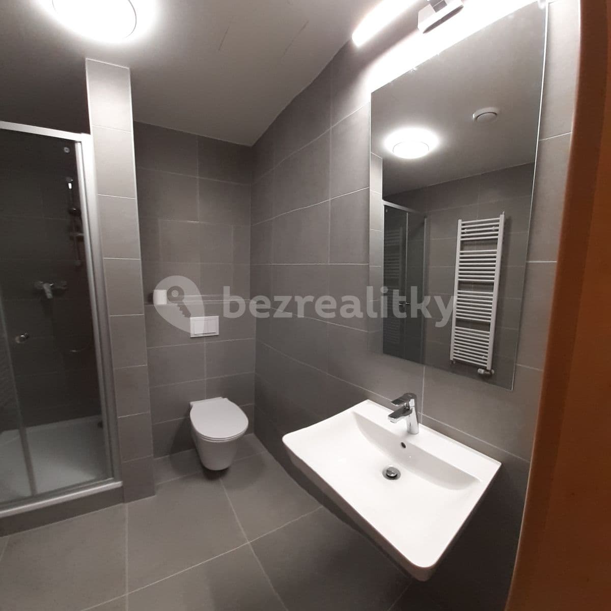Pronájem bytu 1+kk 35 m², Zelnice II, Slavkov u Brna, Jihomoravský kraj Pronájem bytu 1+kk 35 m², Zelnice II, Slavkov u Brna, Jihomoravský kraj