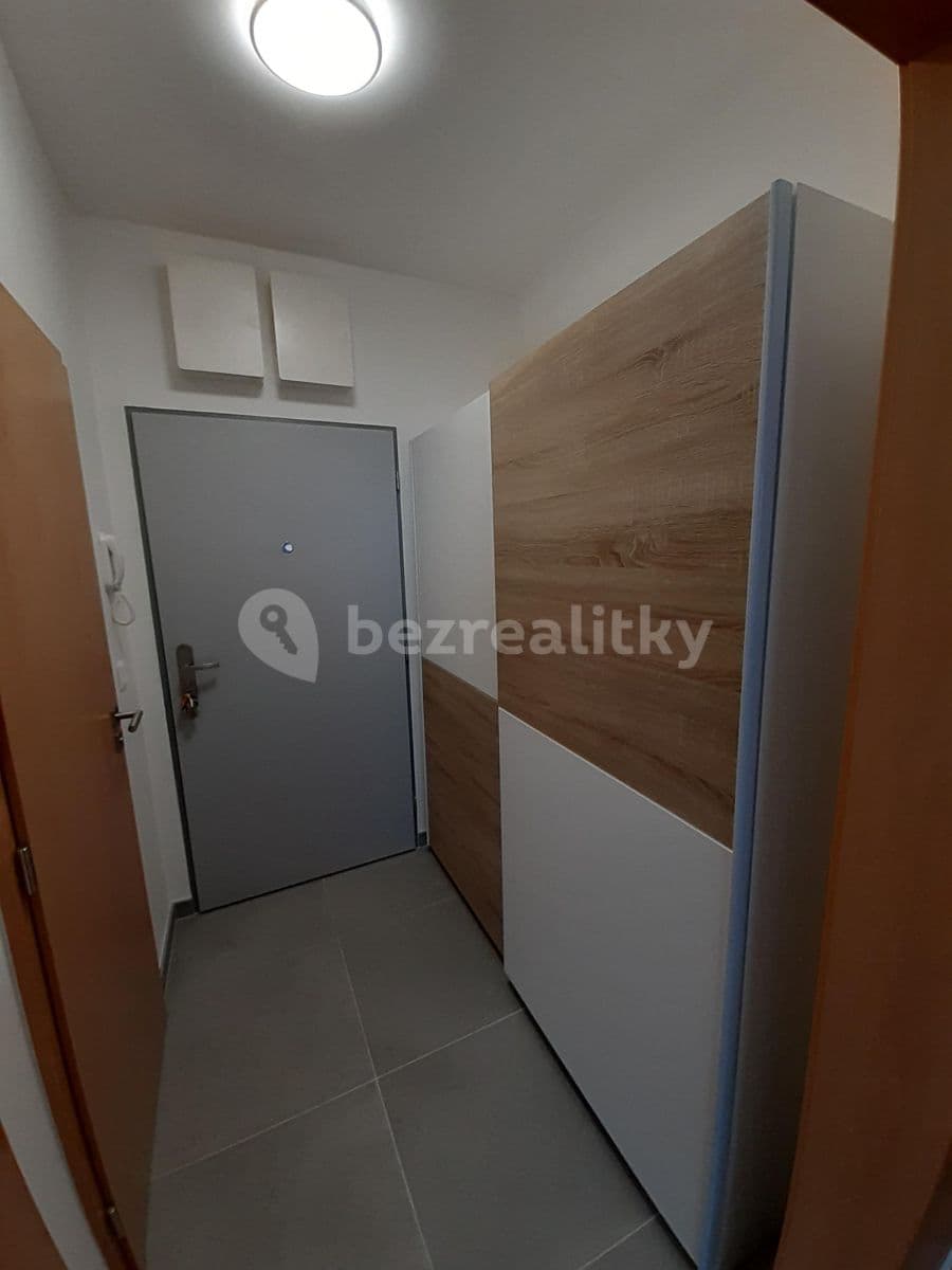 Pronájem bytu 1+kk 35 m², Zelnice II, Slavkov u Brna, Jihomoravský kraj Pronájem bytu 1+kk 35 m², Zelnice II, Slavkov u Brna, Jihomoravský kraj