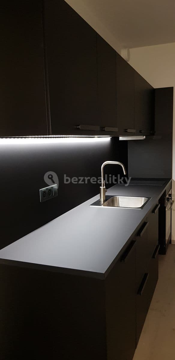 Pronájem bytu 1+kk 31 m², Zelnice II, Slavkov u Brna, Jihomoravský kraj Pronájem bytu 1+kk 31 m², Zelnice II, Slavkov u Brna, Jihomoravský kraj