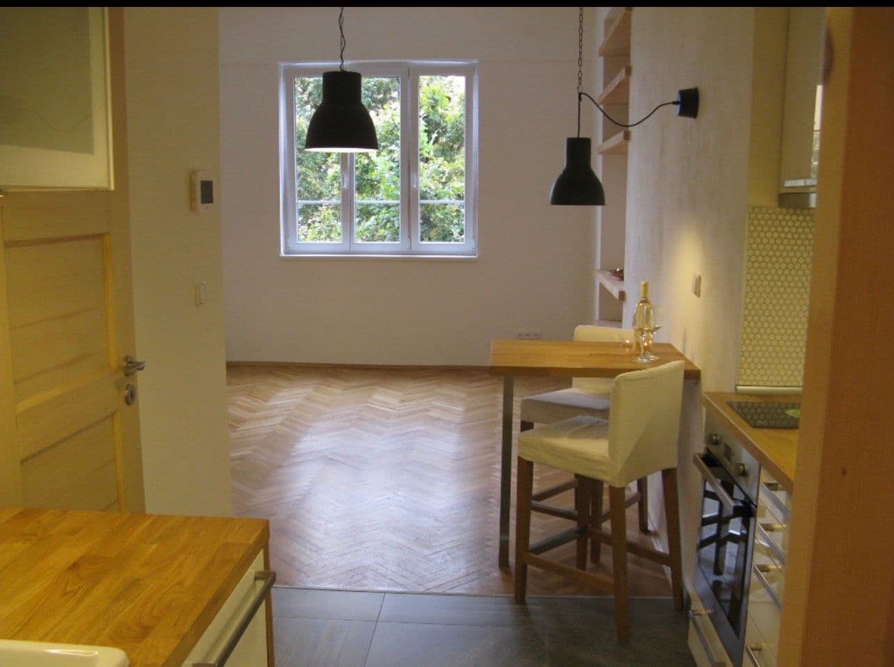 Pronájem bytu 1+kk 32 m², 28. pluku, Praha, Praha Pronájem bytu 1+kk 32 m², 28. pluku, Praha, Praha