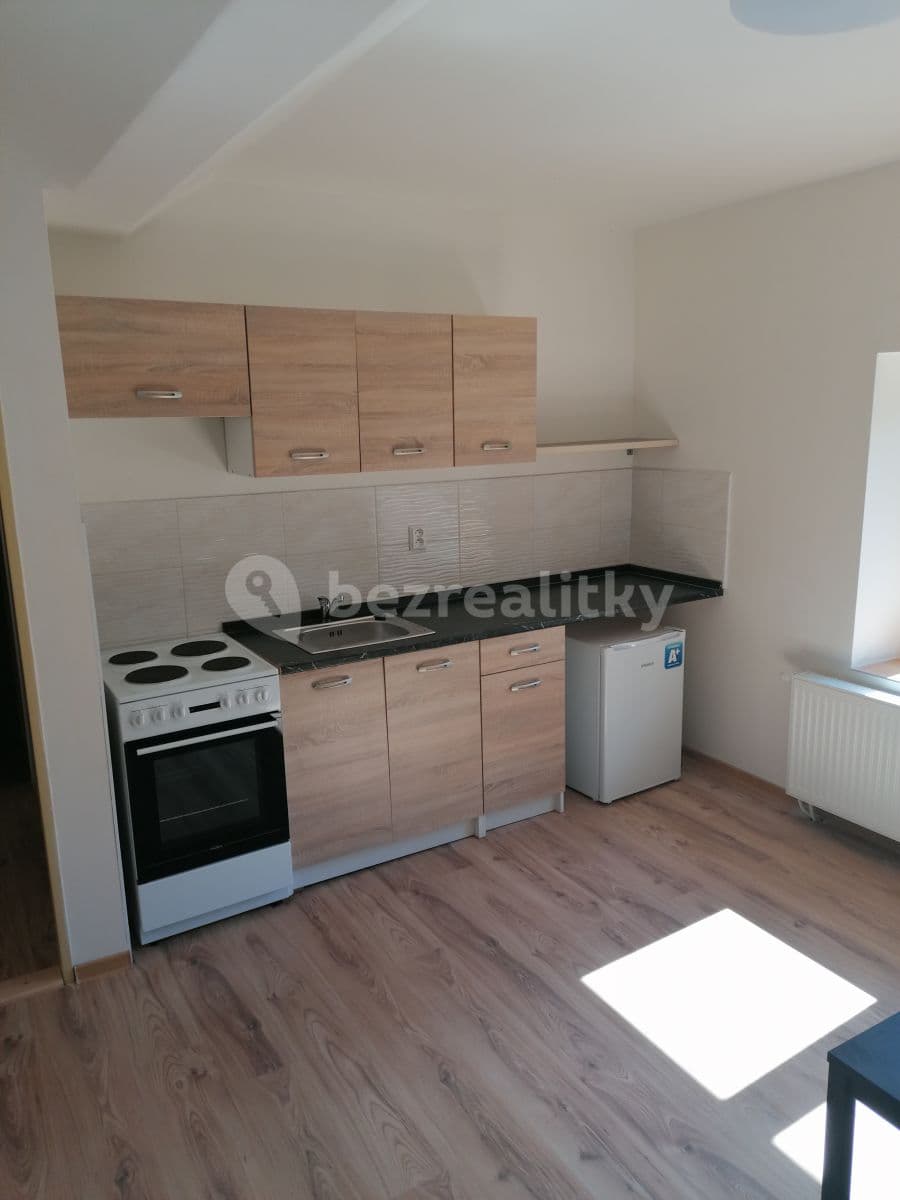 Pronájem bytu 1+kk 42 m², Víckov, Žďárec, Jihomoravský kraj Pronájem bytu 1+kk 42 m², Víckov, Žďárec, Jihomoravský kraj