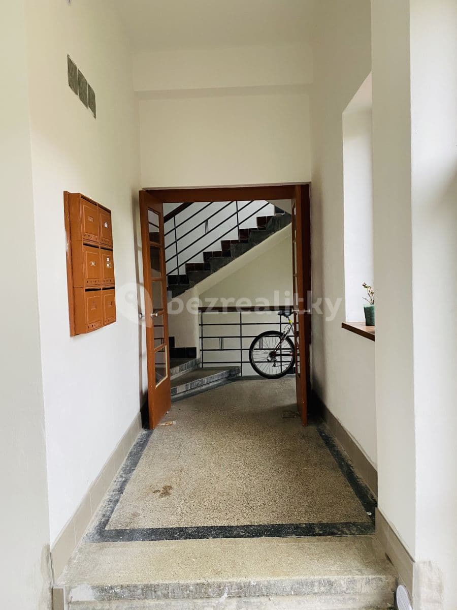 Pronájem bytu 1+1 37 m², Jahnova, Ostrava, Moravskoslezský kraj Pronájem bytu 1+1 37 m², Jahnova, Ostrava, Moravskoslezský kraj