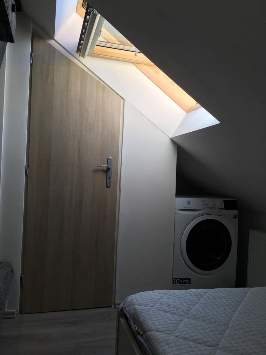 Pronájem bytu 1+kk 30 m², Nad Vodovodem, Praha, Praha Pronájem bytu 1+kk 30 m², Nad Vodovodem, Praha, Praha