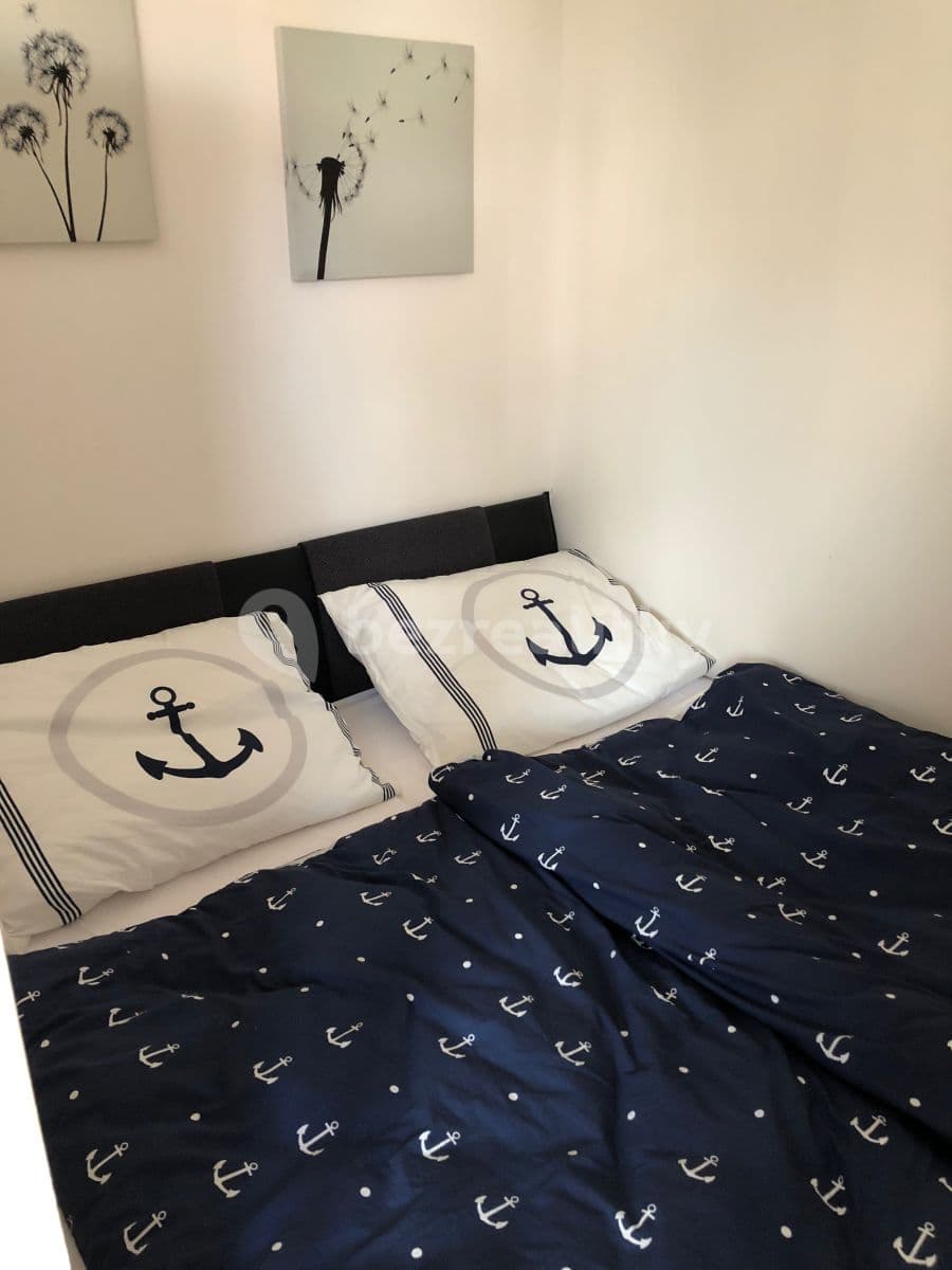 Pronájem bytu 1+kk 44 m², V Horkách, Praha, Praha Pronájem bytu 1+kk 44 m², V Horkách, Praha, Praha