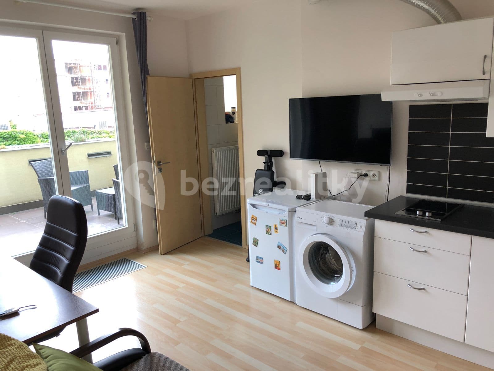 Pronájem bytu 1+kk 44 m², V Horkách, Praha, Praha Pronájem bytu 1+kk 44 m², V Horkách, Praha, Praha